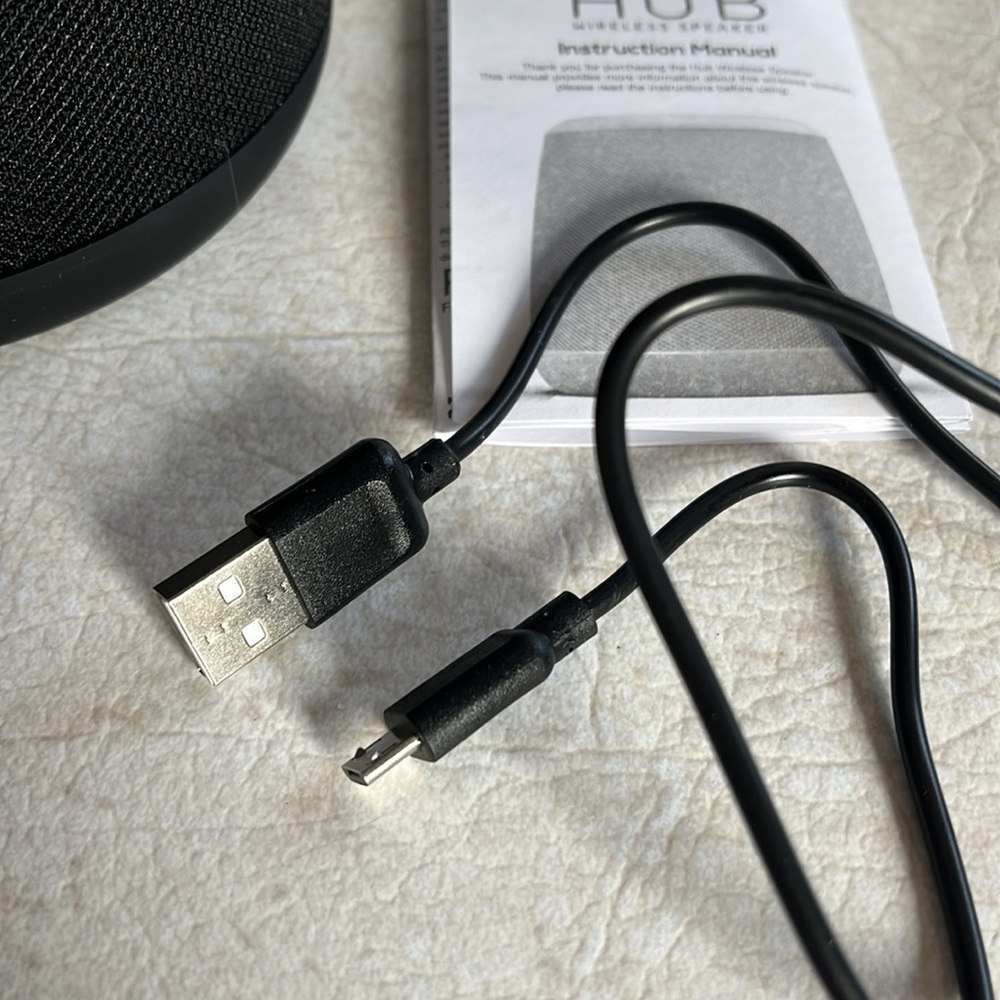 Hub Wireless Speaker - Black - Picture 6 of 6